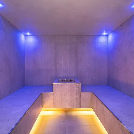 Hotel Romantic Plaza 4*