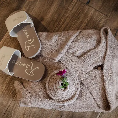 Romantic Plaza 4* Мадонна-ди-Кампильо